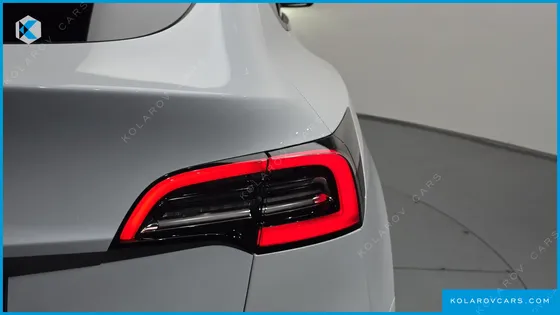 TESLA MODEL Y LONG RANGE AWD
