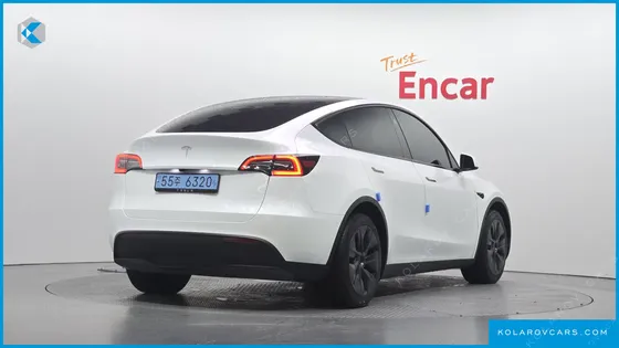 TESLA MODEL Y RWD