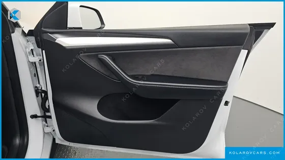 TESLA MODEL Y RWD