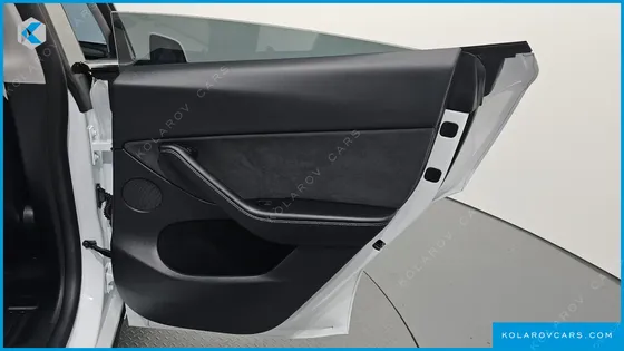 TESLA MODEL Y RWD
