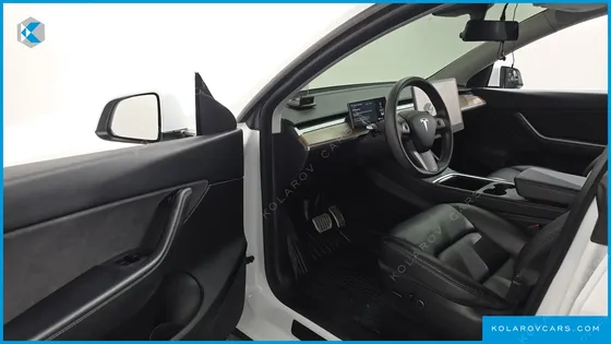TESLA MODEL Y LONG RANGE AWD