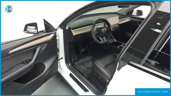 TESLA MODEL Y RWD