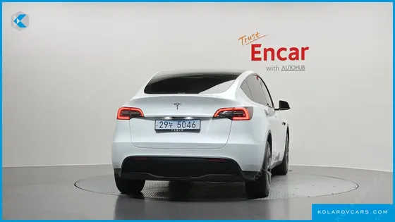 TESLA MODEL Y RWD