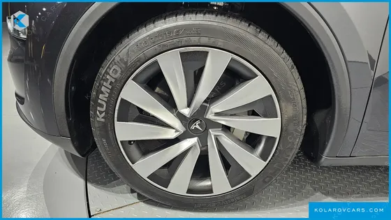 TESLA MODEL Y LONG RANGE AWD