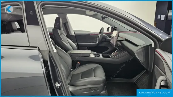 TESLA MODEL Y LONG RANGE AWD