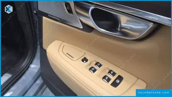 VOLVO S90 T8 AWD ULTIMATE BRIGHT