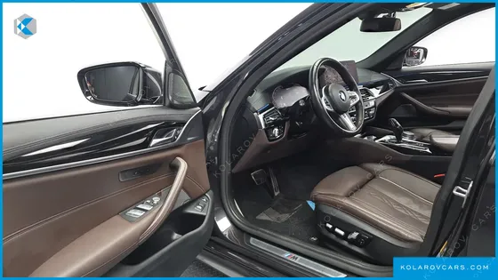 BMW 5 SERIES 530E M SPORT