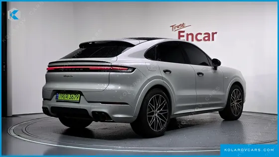 PORSCHE CAYENNE 3.0 E-HYBRID COUPE