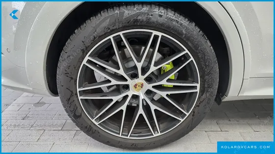 PORSCHE CAYENNE 3.0 E-HYBRID COUPE