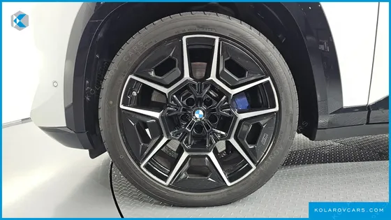 BMW XM 4.4