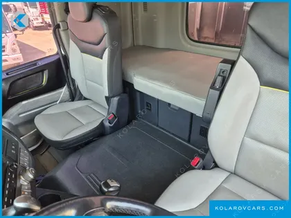 HYUNDAI PAVIS PRESTIGE