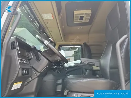 HYUNDAI EXCEED 6X4