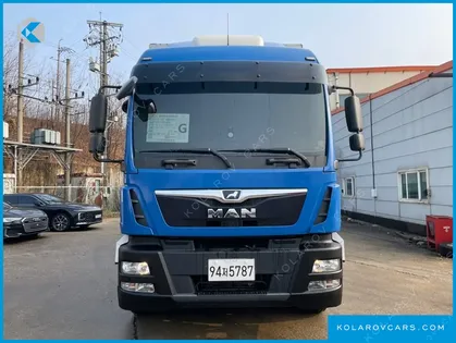 MAN TRUCK CARGO TRUCK 6X2