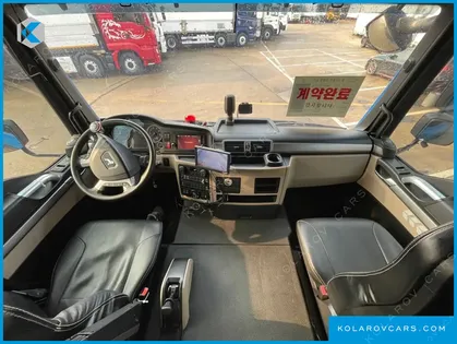 MAN TRUCK CARGO TRUCK 6X2