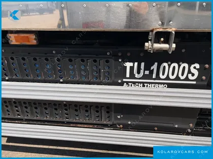 VOLVO CARGO TRUCK 6X2