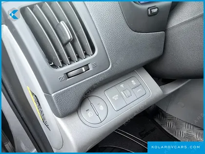 HYUNDAI GRAND STAREX NONE