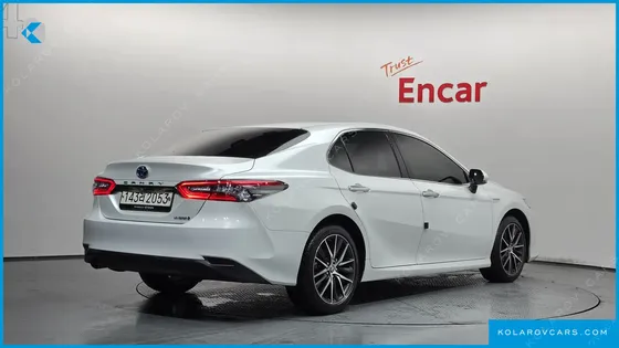 TOYOTA CAMRY 2.5 XLE HYBRID