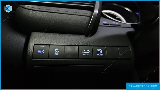 TOYOTA CAMRY 2.5 LE HYBRID
