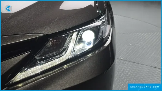 TOYOTA CAMRY 2.5 LE HYBRID