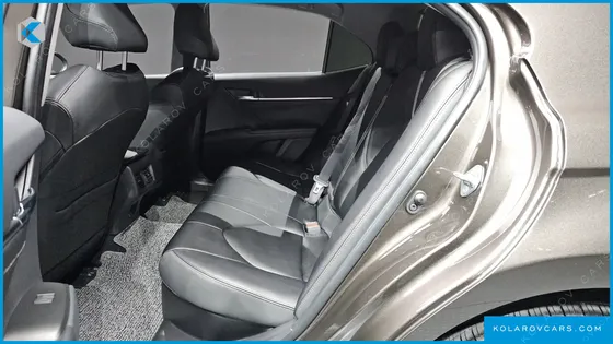 TOYOTA CAMRY 2.5 LE HYBRID