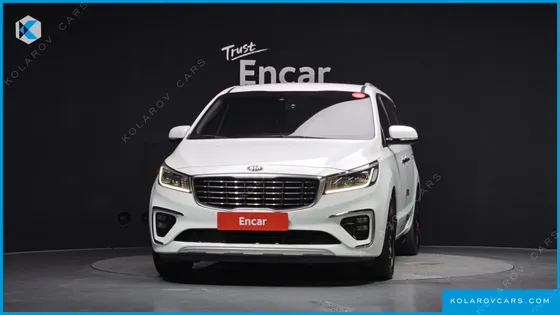 KIA CARNIVAL 9-SEATER NOBLESSE