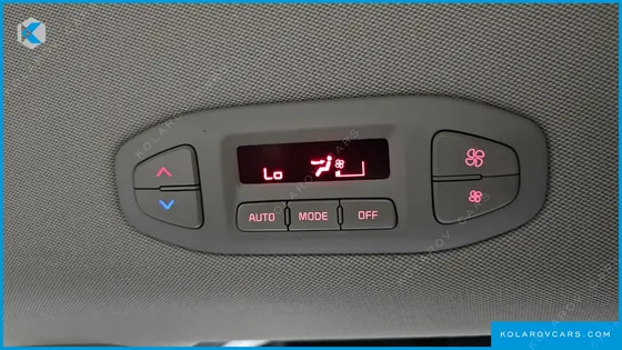 KIA CARNIVAL 9-SEATER NOBLESSE