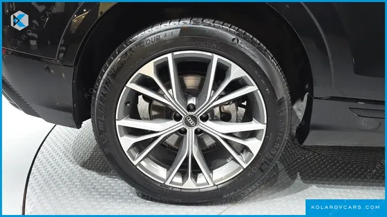 AUDI Q8 55 TFSI QUATTRO PREMIUM