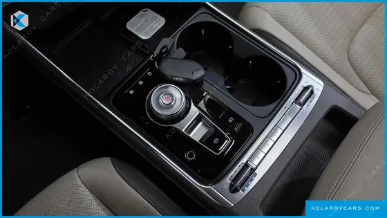 KIA CARNIVAL HEV 9SEATER SIGNATURE