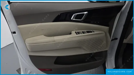KIA CARNIVAL HEV 9SEATER SIGNATURE