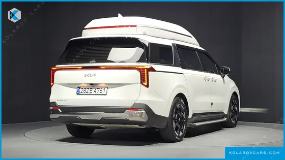 KIA CARNIVAL GASOLINE 7-SEATER HI LIMOUSINE