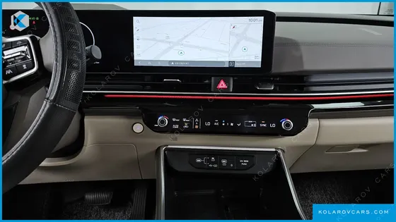 KIA CARNIVAL GASOLINE 7-SEATER HI LIMOUSINE