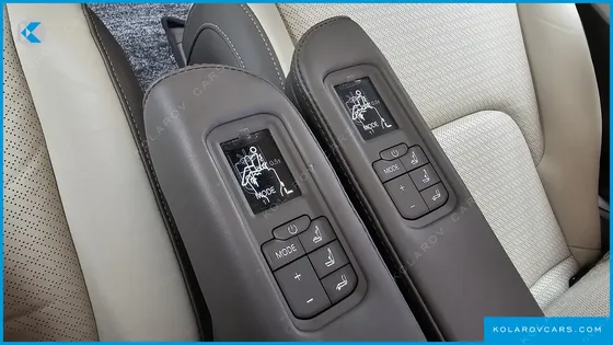 KIA CARNIVAL GASOLINE 7-SEATER HI LIMOUSINE