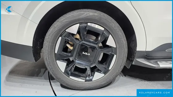 KIA CARNIVAL HEV 9SEATER SIGNATURE