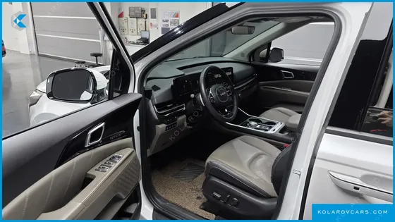 KIA CARNIVAL HEV 9SEATER SIGNATURE