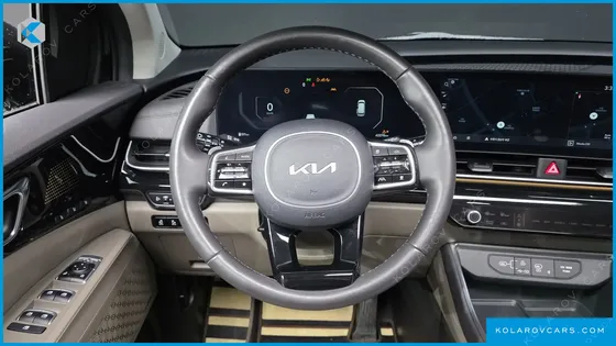 KIA CARNIVAL DIESEL 7-SEATER GRAVITY