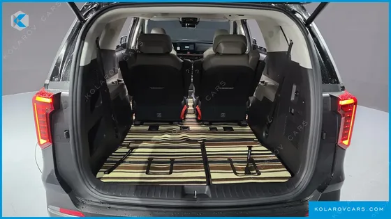 KIA CARNIVAL DIESEL 7-SEATER GRAVITY