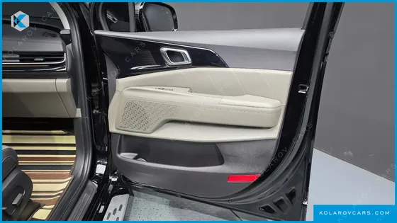 KIA CARNIVAL DIESEL 7-SEATER GRAVITY