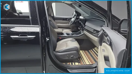 KIA CARNIVAL DIESEL 7-SEATER GRAVITY