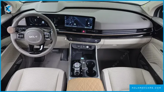 KIA CARNIVAL GASOLINE 9-SEATER GRAVITY