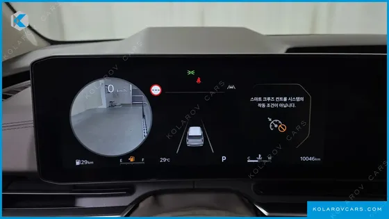 KIA CARNIVAL GASOLINE 9-SEATER GRAVITY