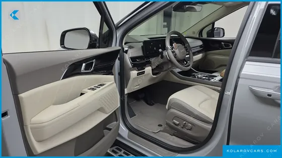 KIA CARNIVAL GASOLINE 9-SEATER GRAVITY