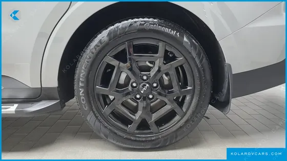KIA CARNIVAL GASOLINE 9-SEATER GRAVITY