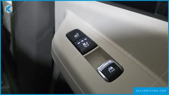 KIA CARNIVAL GASOLINE 9-SEATER GRAVITY
