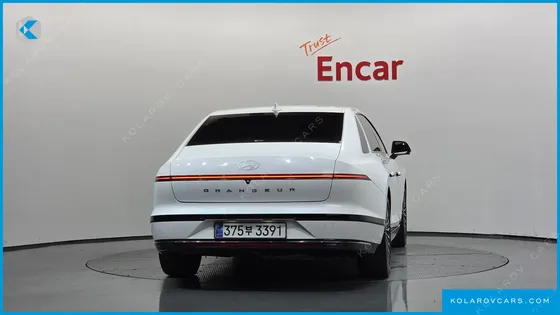 HYUNDAI GRANDEUR CALLIGRAPHY