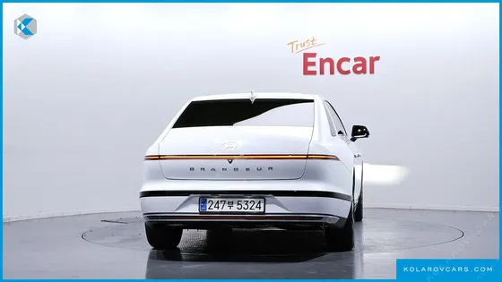 HYUNDAI GRANDEUR EXCLUSIVE