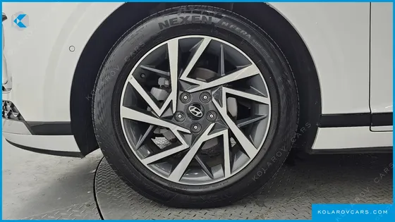 HYUNDAI GRANDEUR EXCLUSIVE