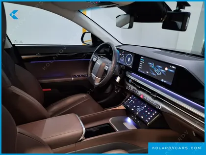 HYUNDAI GRANDEUR PREMIUM