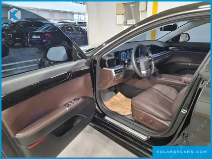 HYUNDAI GRANDEUR PREMIUM