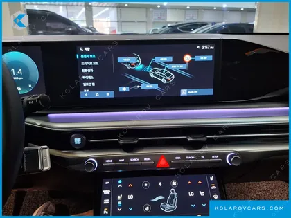 HYUNDAI GRANDEUR PREMIUM