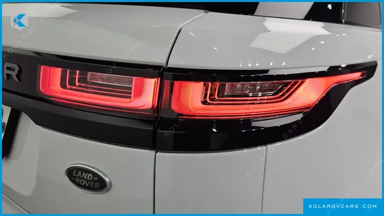 LAND ROVER RANGE ROVER VELAR 3.0 D300 R-DYNAMIC HSE